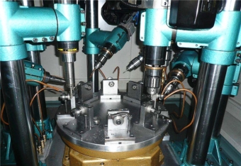 全自動攻絲機(jī)